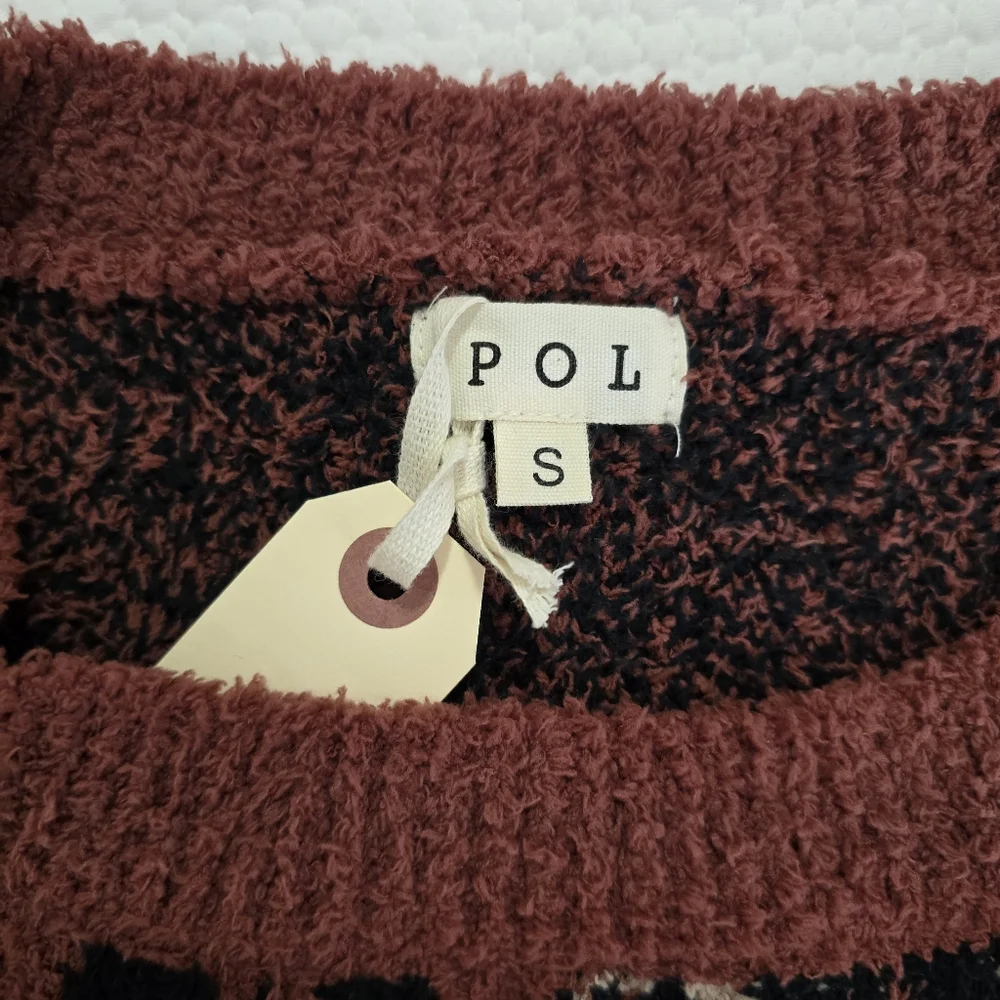 POL Color Block Leopard/butterful Sweater. - Picture 5 of 8